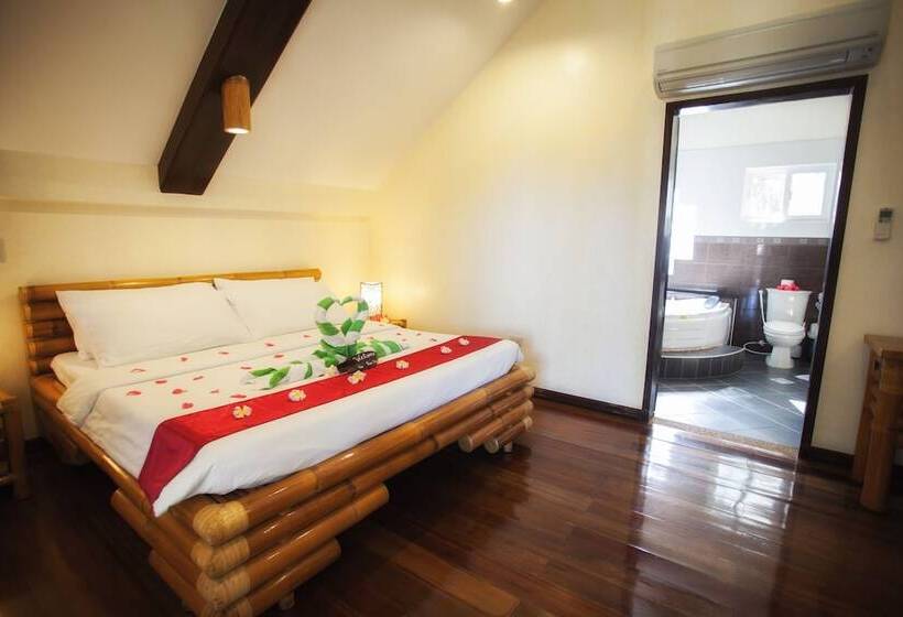 سوییت, Pura Vida Beach & Dive Resort