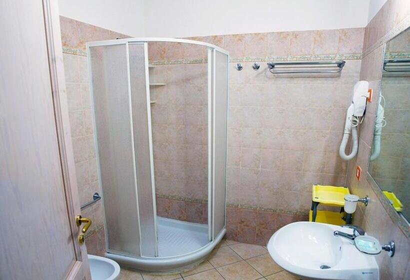 דירת שלושה חדרים, Residence Corte Dei Venti