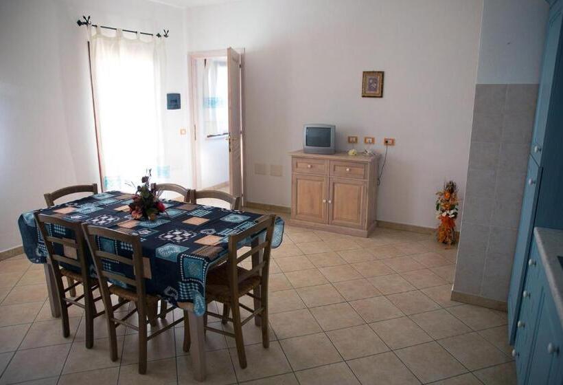 דירת שלושה חדרים, Residence Corte Dei Venti