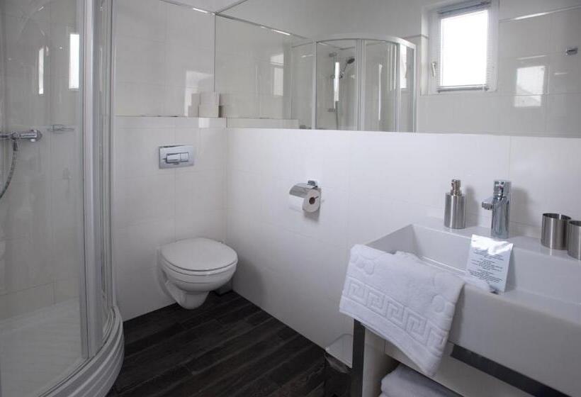 스탠다드 싱글 룸, Talizmán