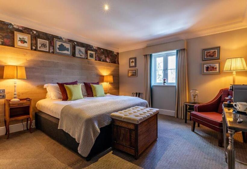 Номер Стандарт, The Foley