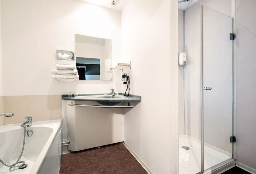 ファミリールーム, The Originals City, Hôtel Acadine, Le Neubourg