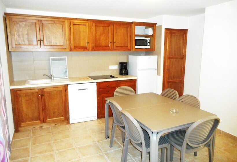 2침실 아파트 정원 전망, Village De Vacances Marina D Oru