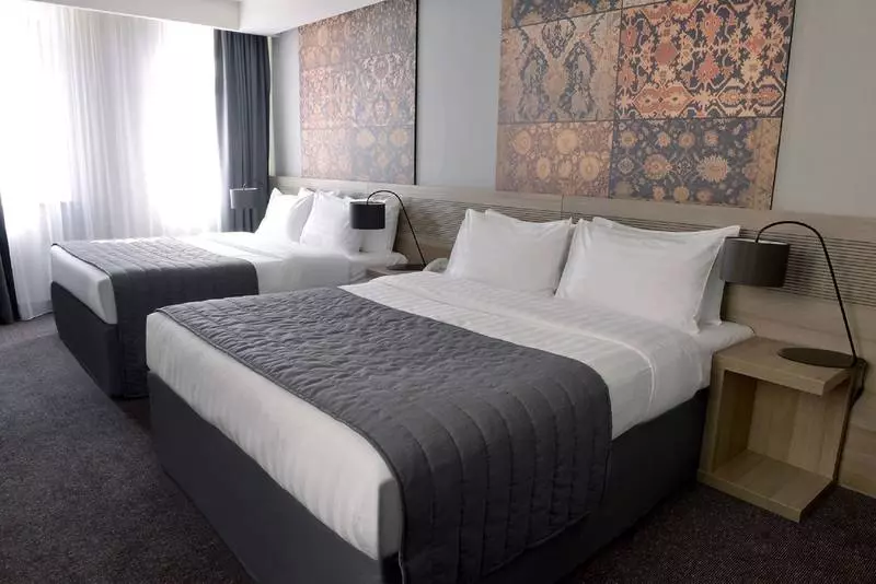 اتاق لوکس چهار تخته, Republica Hotel Yerevan