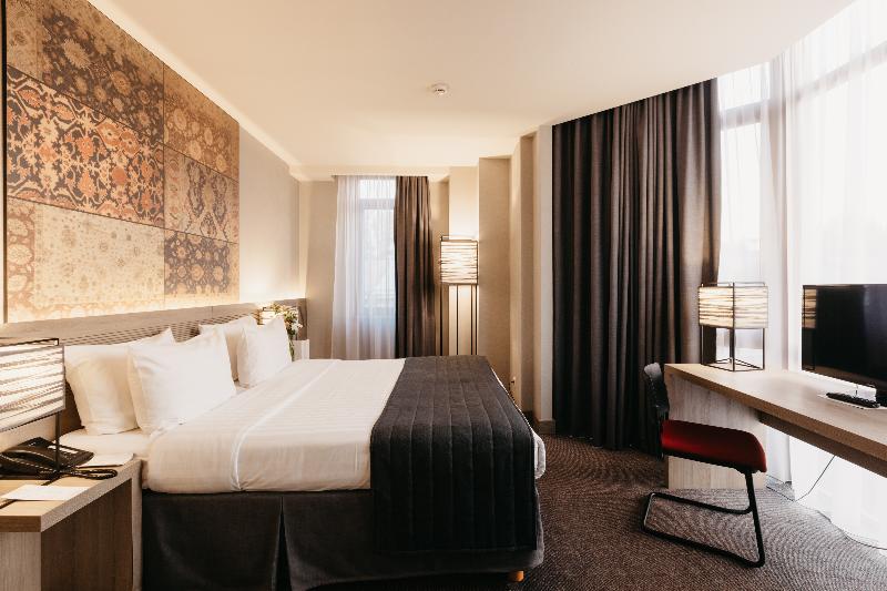 디럭스 룸, Republica Hotel Yerevan
