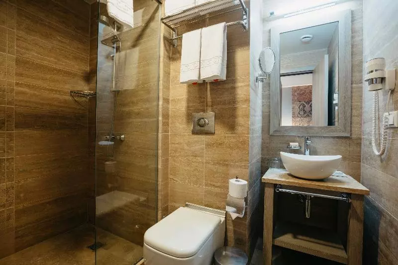 اتاق استاندارد یک نفره, Republica Hotel Yerevan