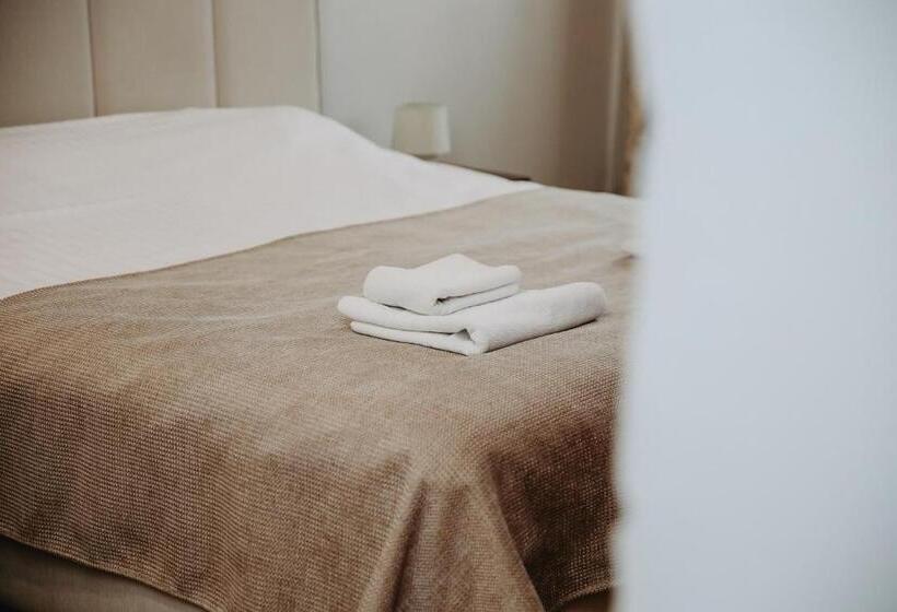 اتاق استاندارد, Verslo Klasė Easy To Stay