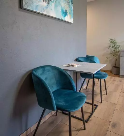 اتاق استاندارد چهار تخته, Verslo Klasė Easy To Stay