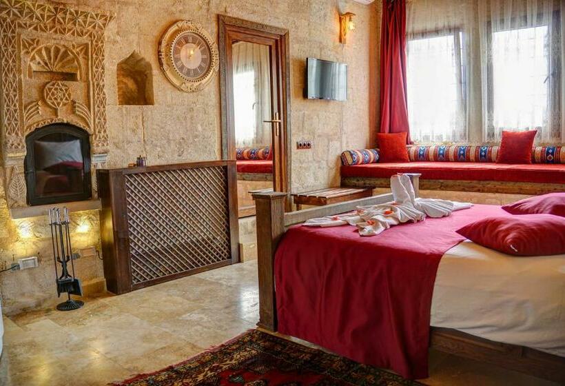 اتاق سوپریور, Efendi Cave