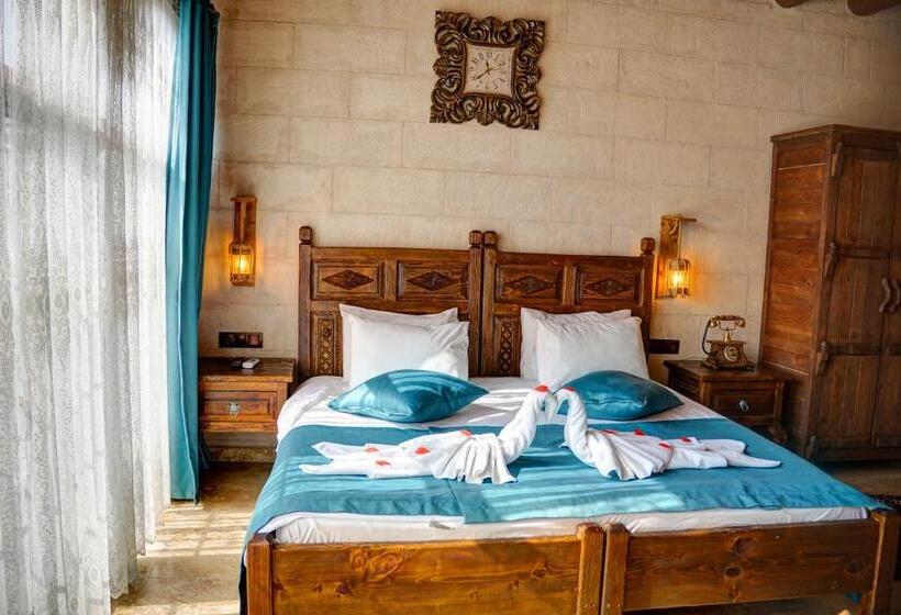 اتاق سوپریور با تخت بزرگ, Efendi Cave