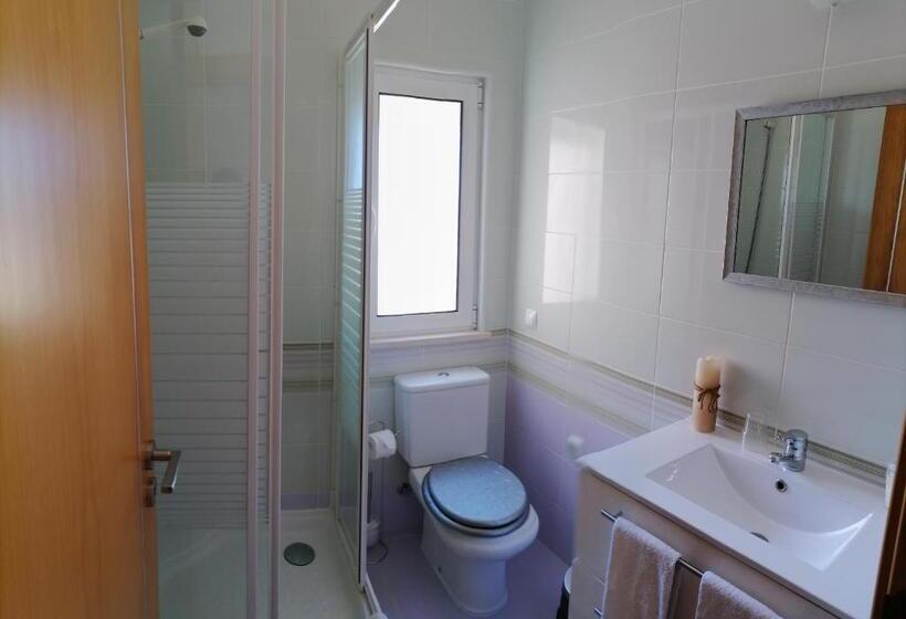 Люкс с Балконом, Arrifana Guest House