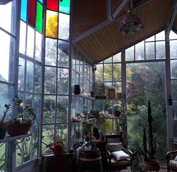 غرفة قياسية مطلة على الجبل, Chambres Rue De Lorry