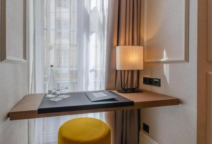 Quarto Superior, Eurostars Lisboa Baixa
