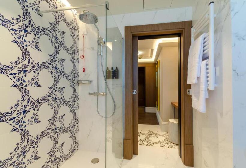 سوییت جونیور, Eurostars Lisboa Baixa