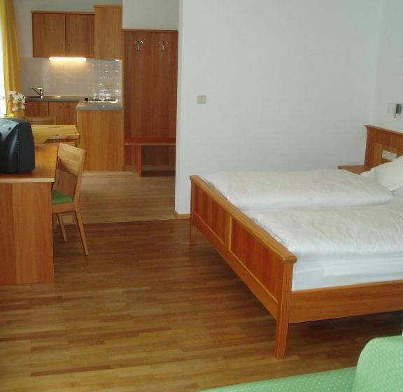 주니어 스위트 발코니, Garni Planaces