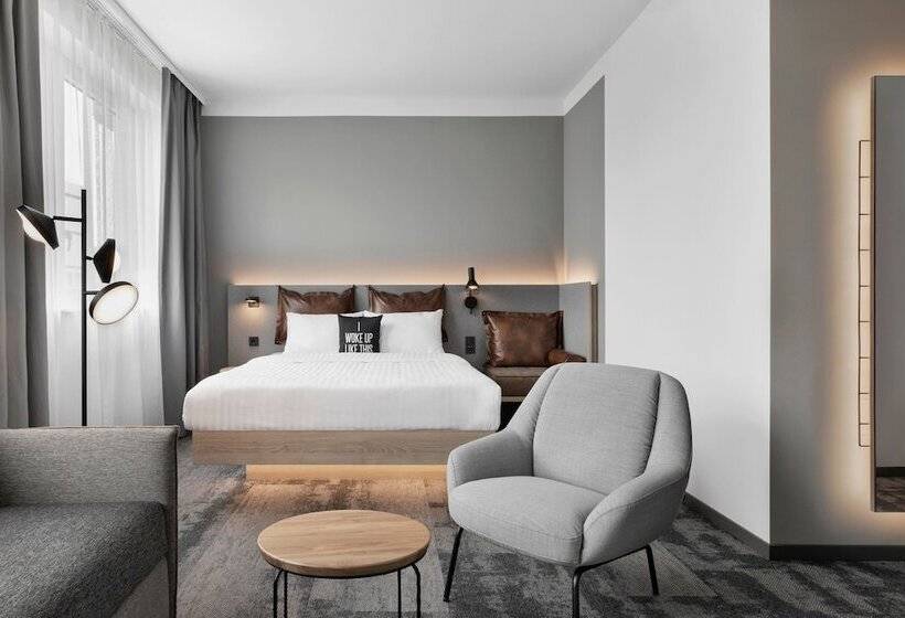 ファミリールーム, Moxy Duesseldorf City