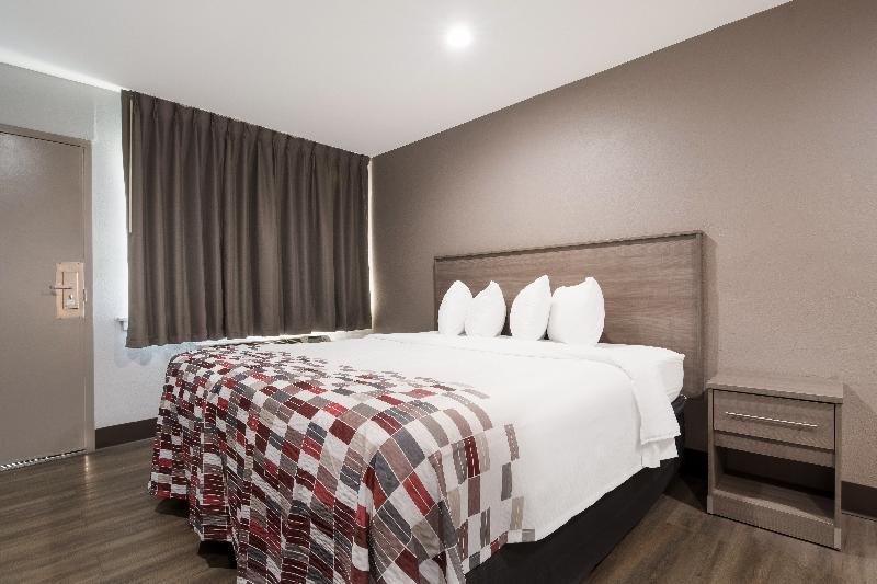 חדר סופריור עם מיטת קינג, Red Roof Inn Rocky Mount   Battleboro