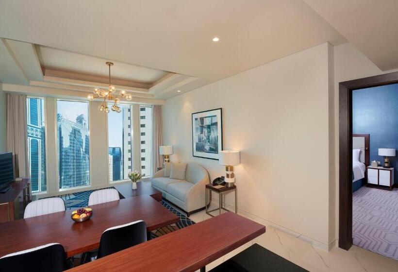 سوییت اجرایی, Wyndham Grand Doha West Bay Beach