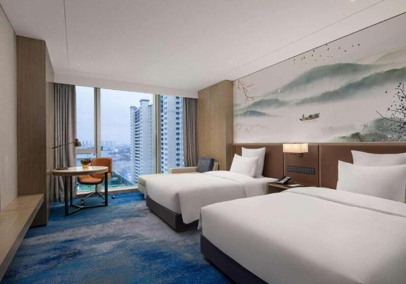 Cameră de familie Deluxe cu pat matrimonial, Pullman Huai An 淮安铂尔曼酒店