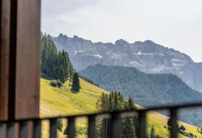 جناح جونيور, Sun Valley