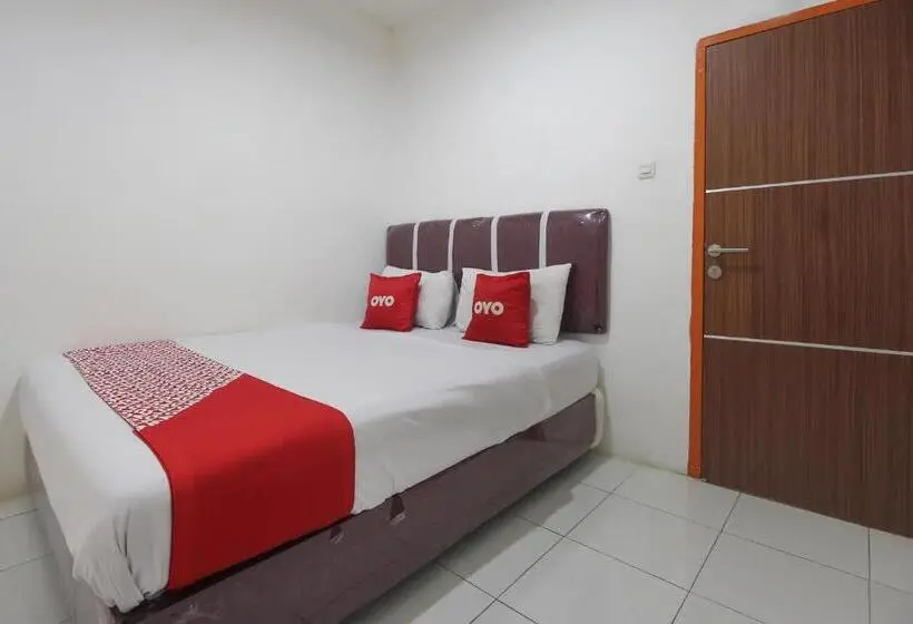 Standard-huone, Reddoorz Near Jalan Jenderal Sudirman Palembang