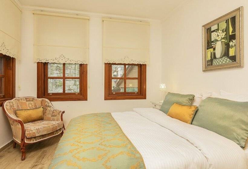 اتاق لوکس, Zemira Garden