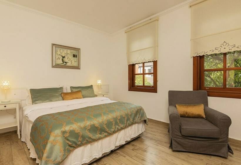 اتاق لوکس, Zemira Garden