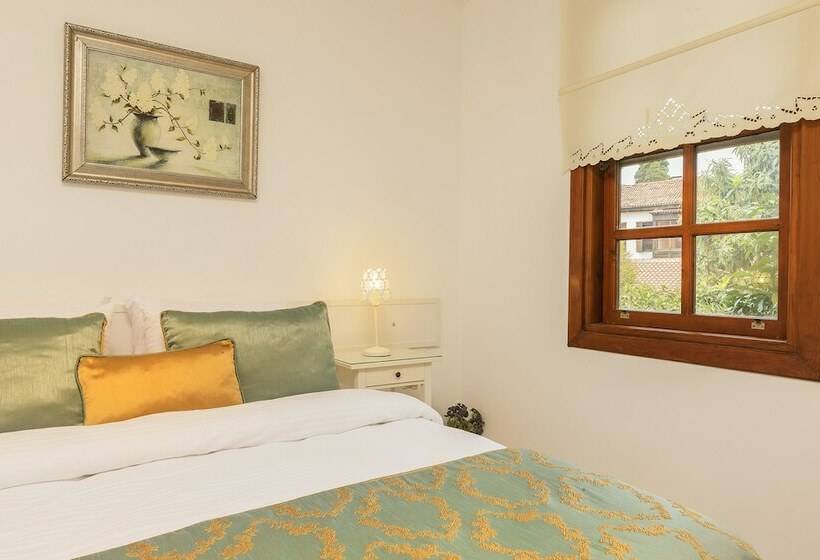 اتاق لوکس, Zemira Garden