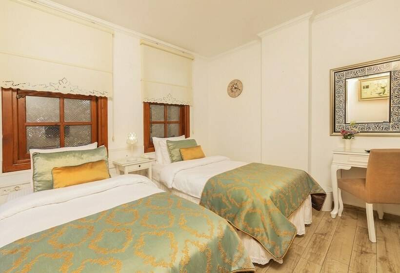 اتاق لوکس, Zemira Garden