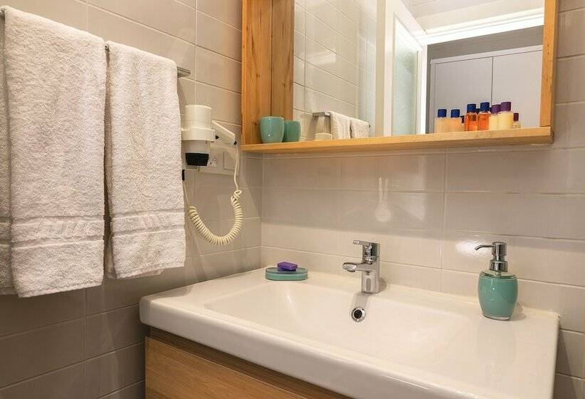 اتاق لوکس, Zemira Garden