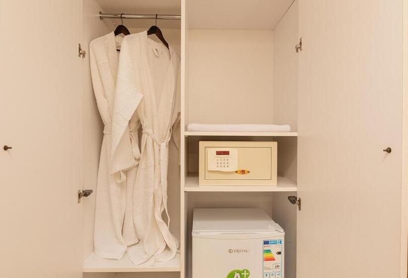 اتاق لوکس, Zemira Garden