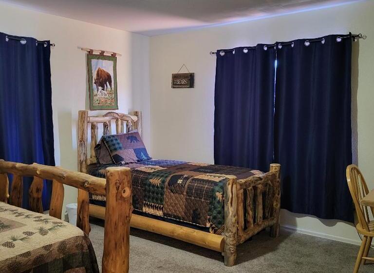 غرفة قياسية مطلة على الجبل, Buffalopeaks Lodge