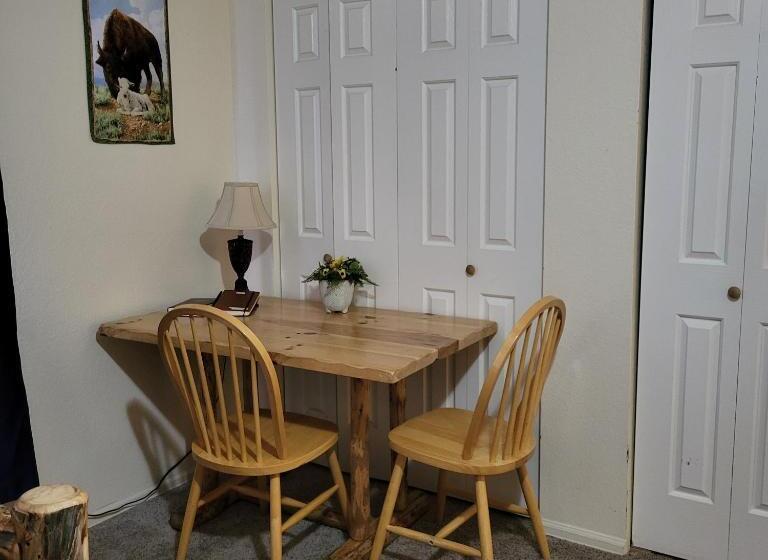 غرفة قياسية مطلة على الجبل, Buffalopeaks Lodge