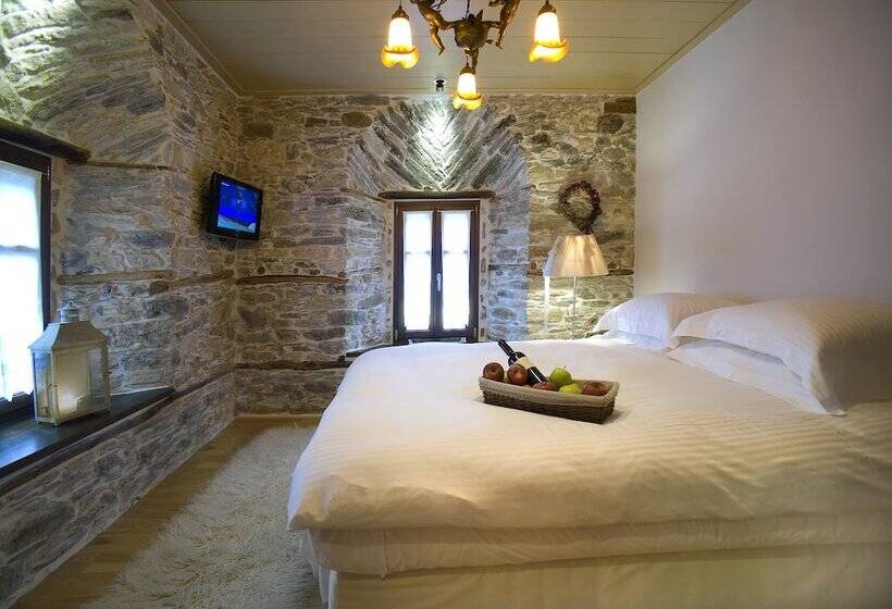 חדר סופריור, Mountain's Secret