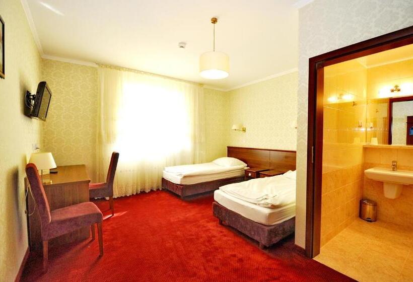 Номер Стандарт, Chabrowy Dworek