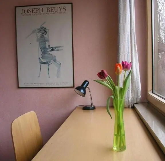 スタンダードシングルルーム, Humboldt-haus