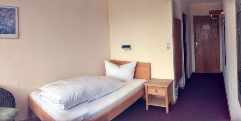 스탠다드 싱글 룸, Humboldt-haus