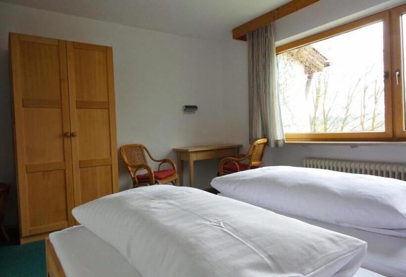 스탠다드 룸, Humboldt-haus