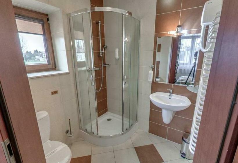 חדר סטנדרט, Restauracja Hotel Imperial