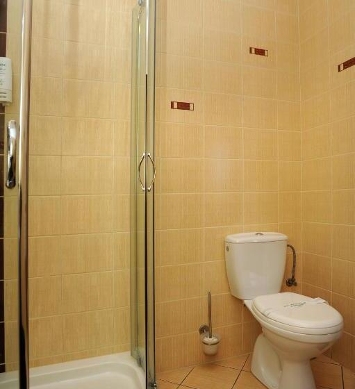 חדר סטנדרט יחיד, Restauracja Hotel Imperial