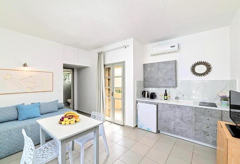 Люкс Вид на Сад, Elounda Garden Suites Heated Pool