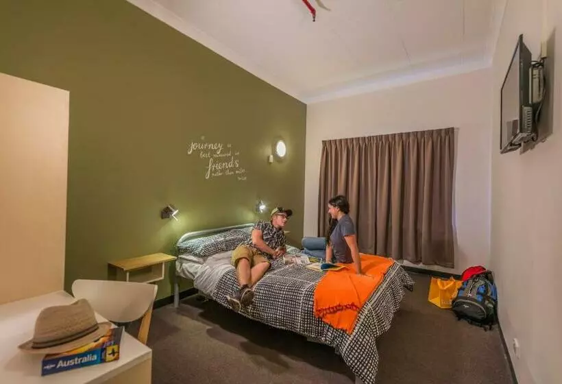 バス共有のスタンダードルーム, Yha Adelaide Central