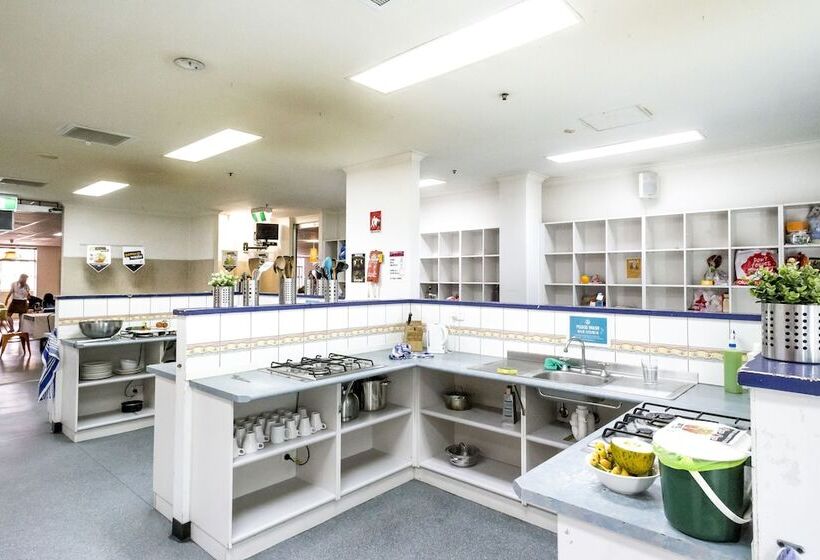 스탠다드 룸 퀸사이즈 침대, Yha Adelaide Central