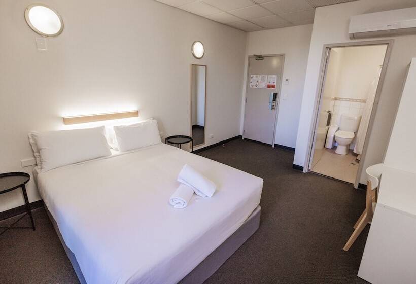 스탠다드 룸 퀸사이즈 침대, Yha Adelaide Central