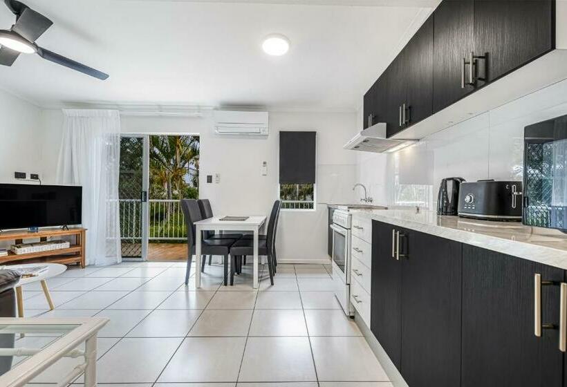 آپارتمان 1 خوابه با بالکن, Beachcomber Peregian Beach