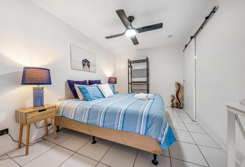 آپارتمان 1 خوابه اینتریور, Beachcomber Peregian Beach