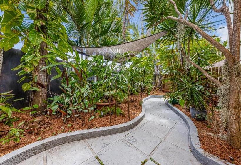 آپارتمان 2 خوابه, Beachcomber Peregian Beach