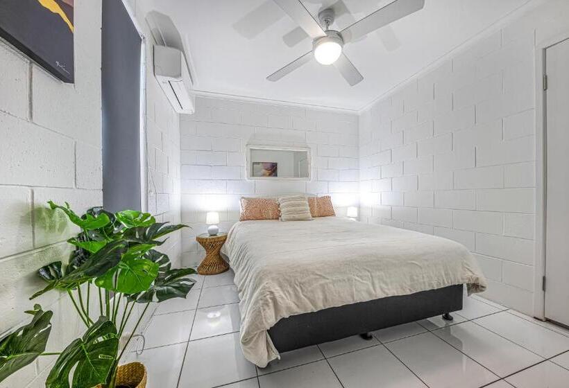 Апартаменты 2 Спальни, Beachcomber Peregian Beach