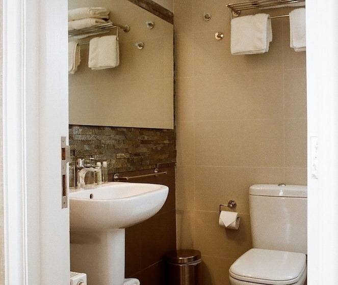 סוויטת ג'וניור, Cassinetta