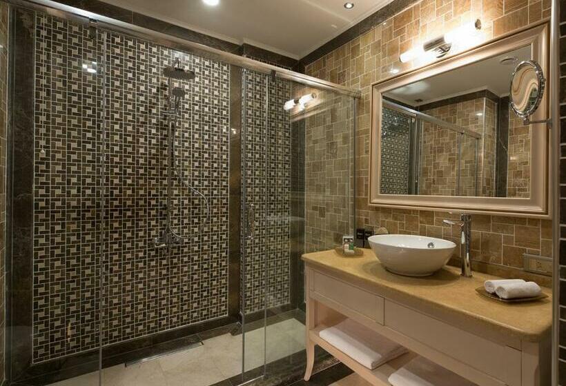 スタンダードルーム, London 1889